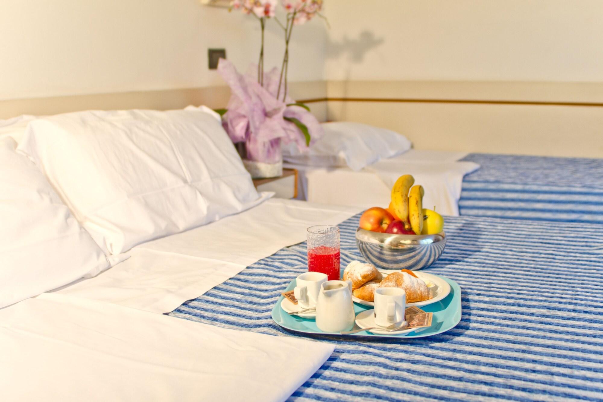 Hotel Montecarlo ริมินี ภายนอก รูปภาพ